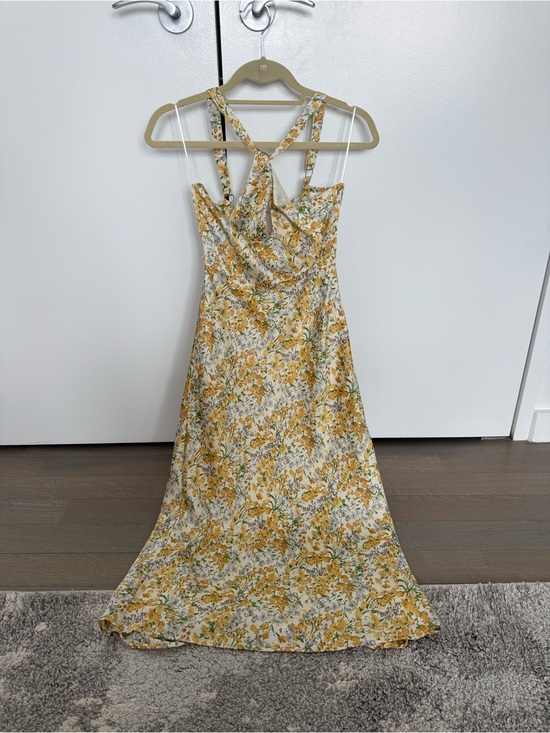 ASTR the Label Dresses & Skirts - ASTR the Label Sandrine Floral Halter Midi Dress In Cream Yellow Floral
